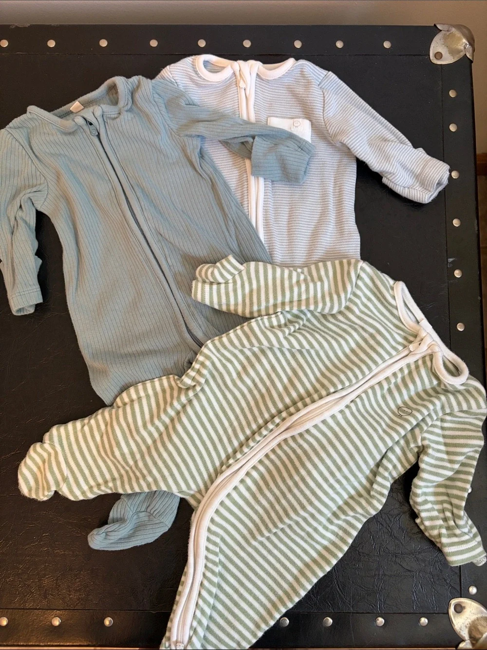 Newborn MORI baby footed onesies with double zipper